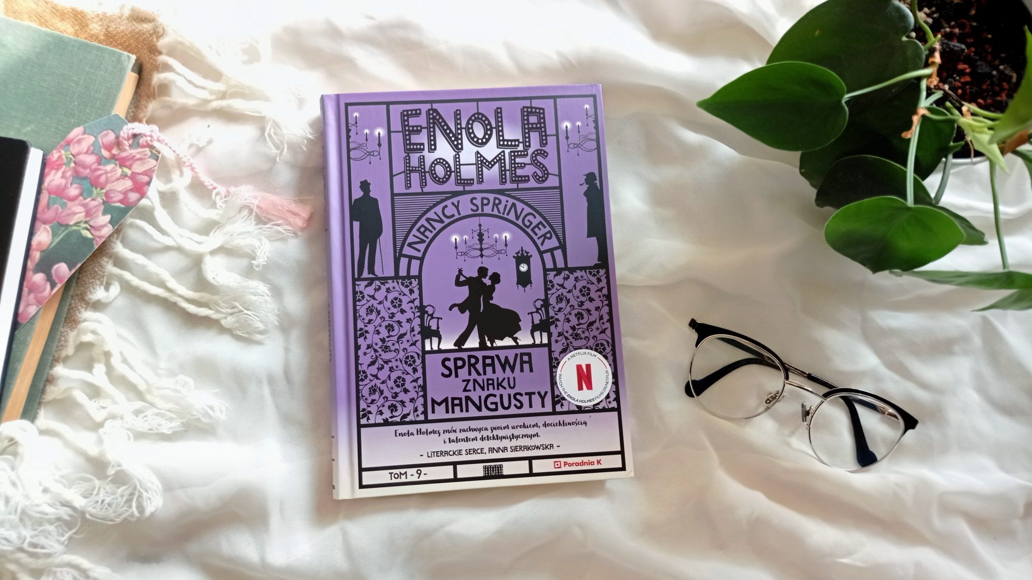 Enola Holmes. Sprawa znaku mangusty