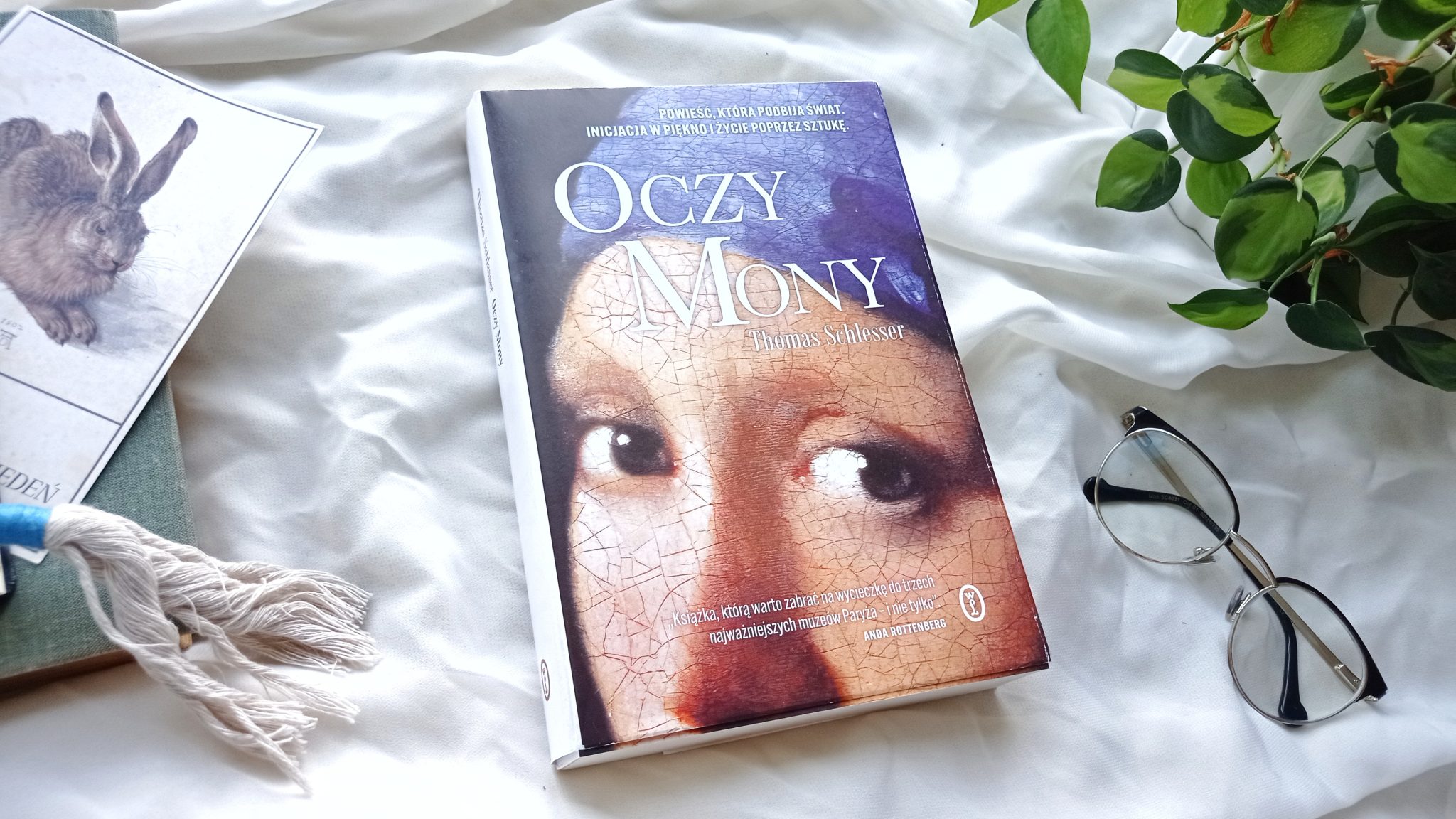 Oczy Mony